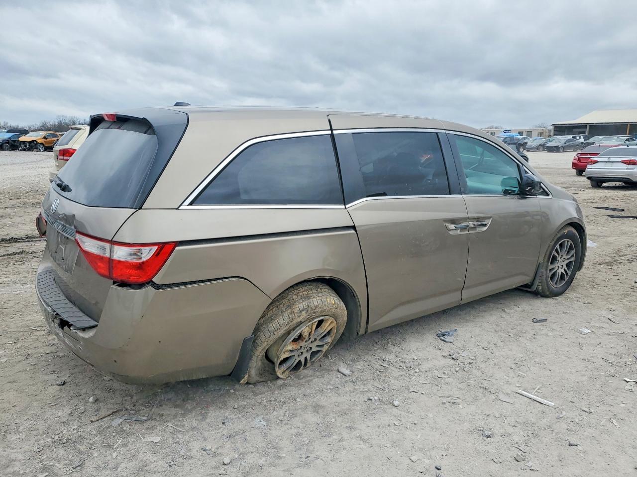 2012 Honda Odyssey Exl - Фото 3