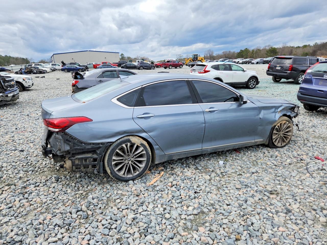 2015 Hyundai Genesis 3.8L - Image 3
