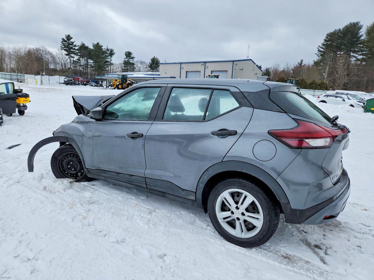 2021 Nissan Kicks S - Фото 2