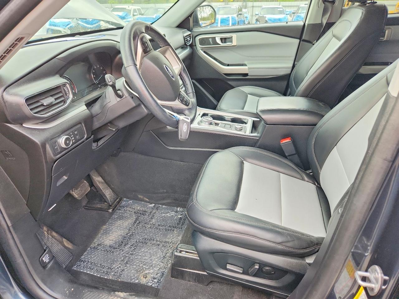 2022 Ford Explorer Xlt - Image 7