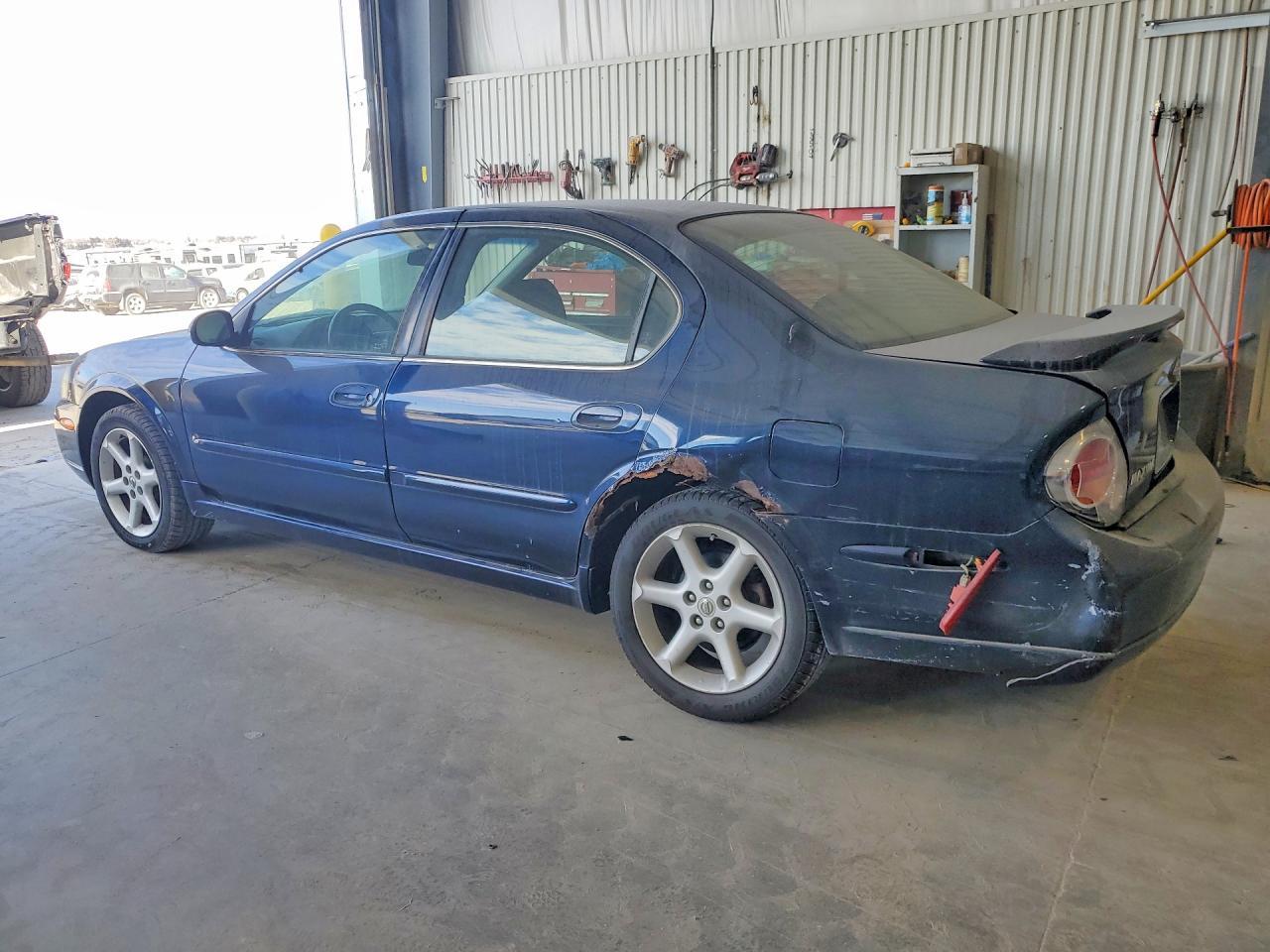 2003 Nissan Maxima Gxe - Image 2