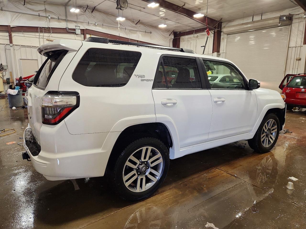 2022 Toyota 4Runner Trd Sport - Фото 3