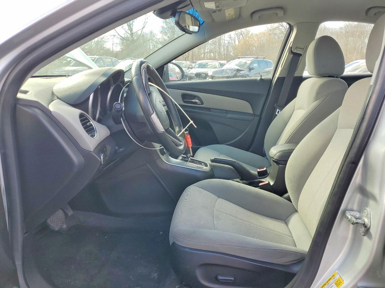 2011 Chevrolet Cruze Lt - Image 7