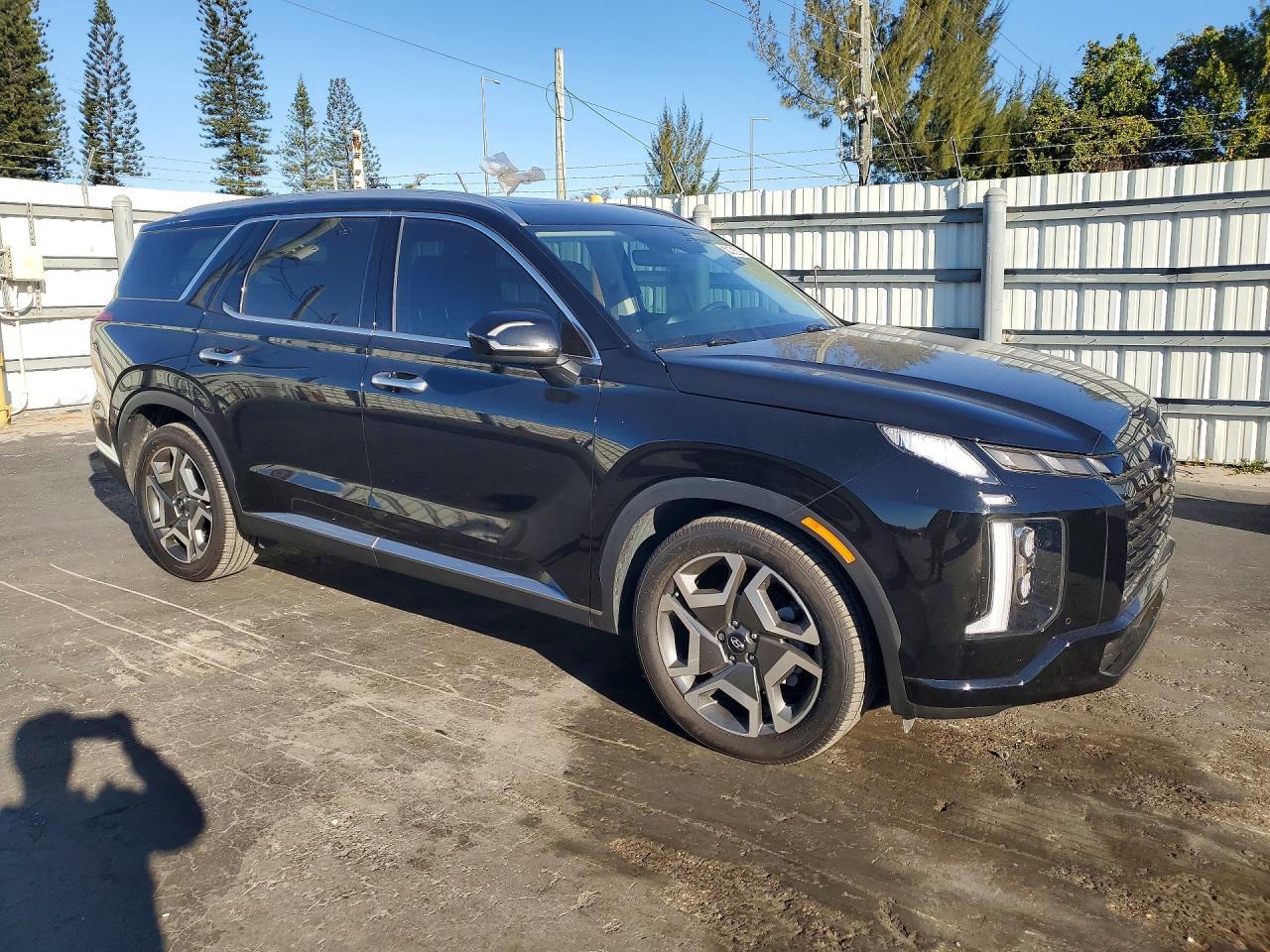 2023 Hyundai Palisade Limited - Фото 4