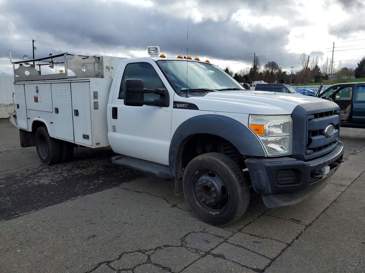 2012 Ford F450 Super Duty Utility / Service Truck - Image 4