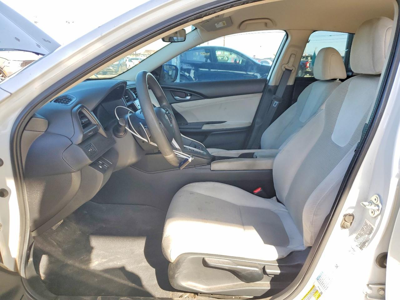 2021 Honda Insight Ex - Фото 7