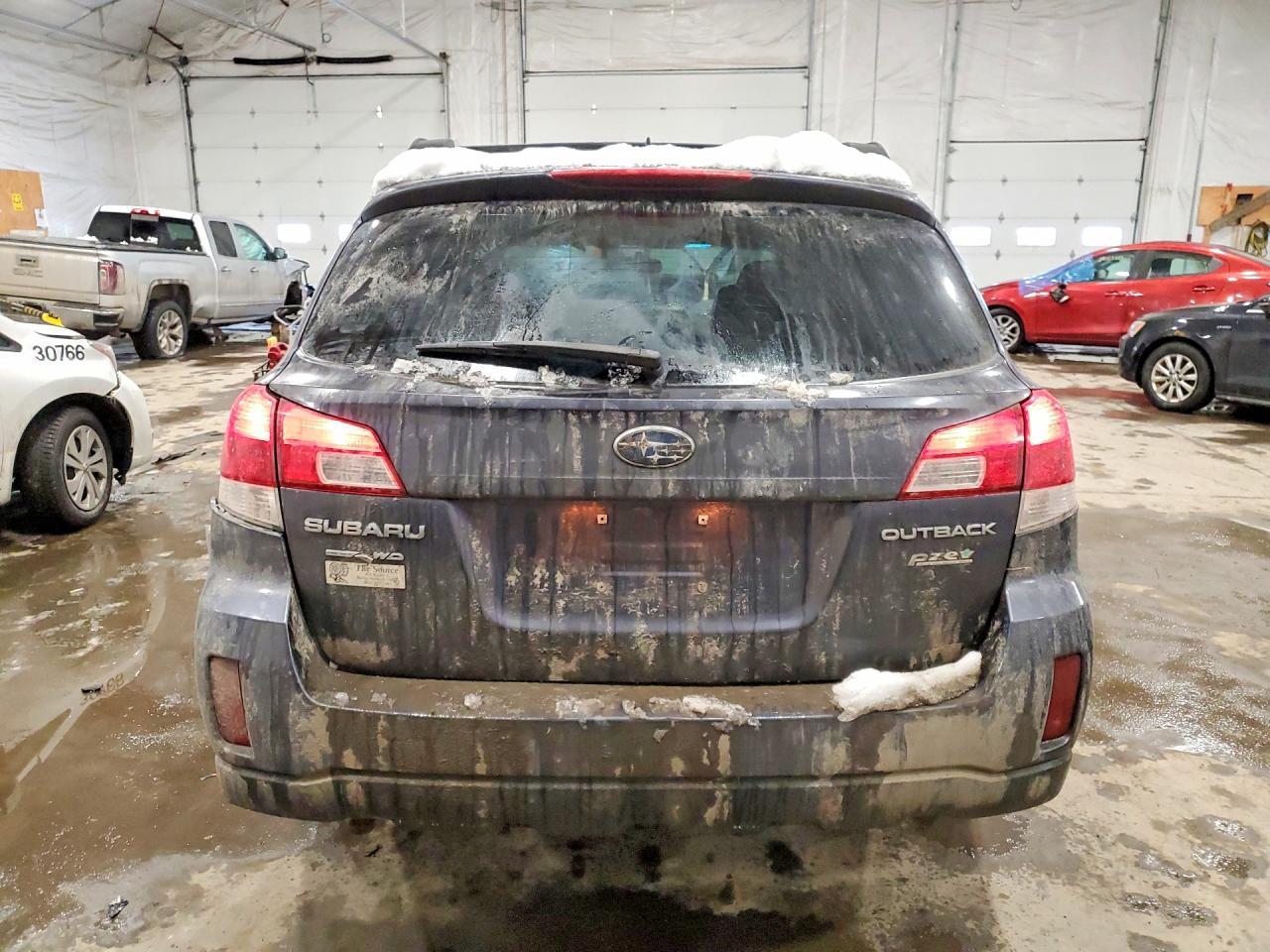 2014 Subaru Outback 2.5I Premium - Image 6