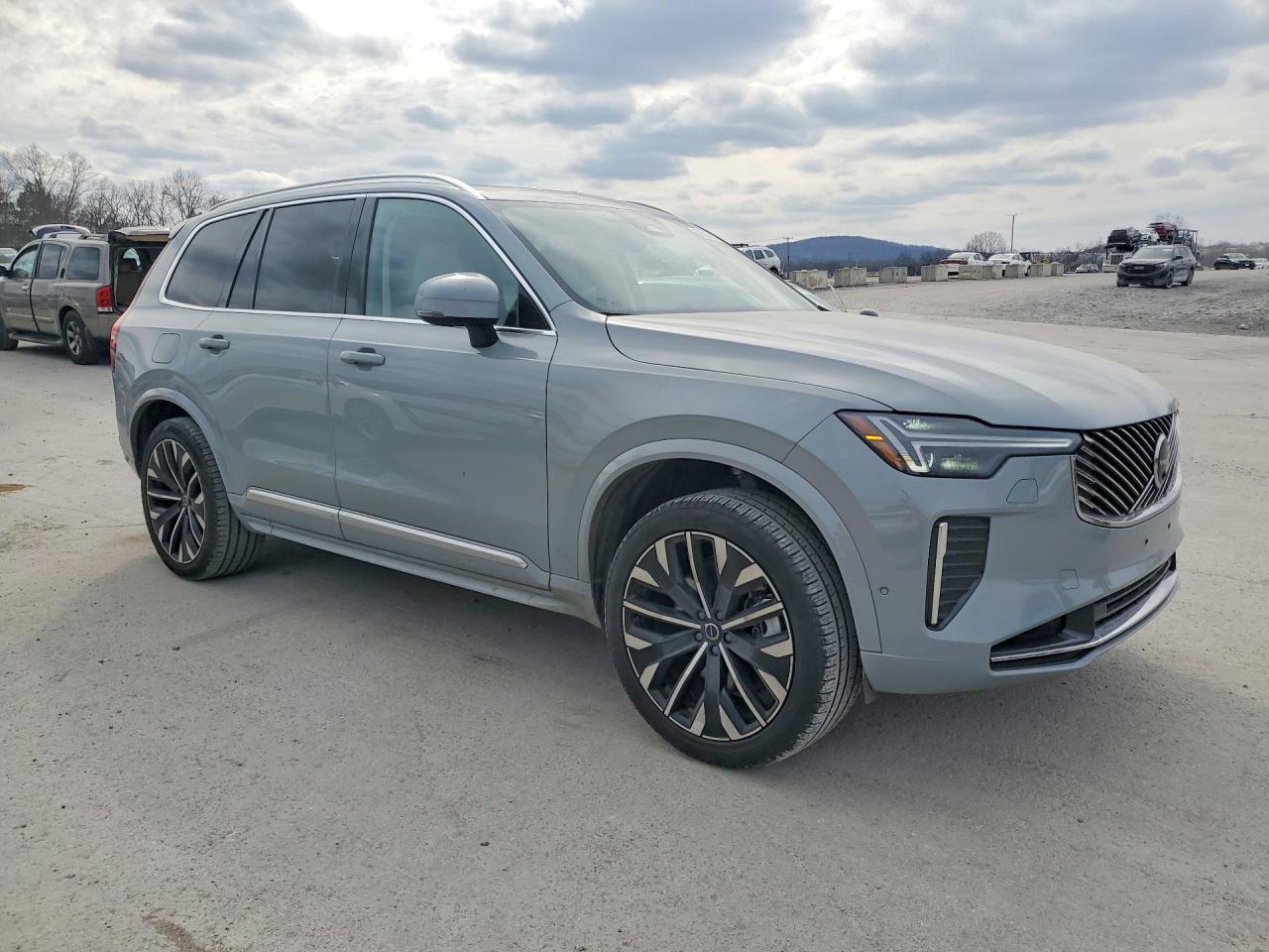 2025 Volvo Xc90 Ultra - Фото 4
