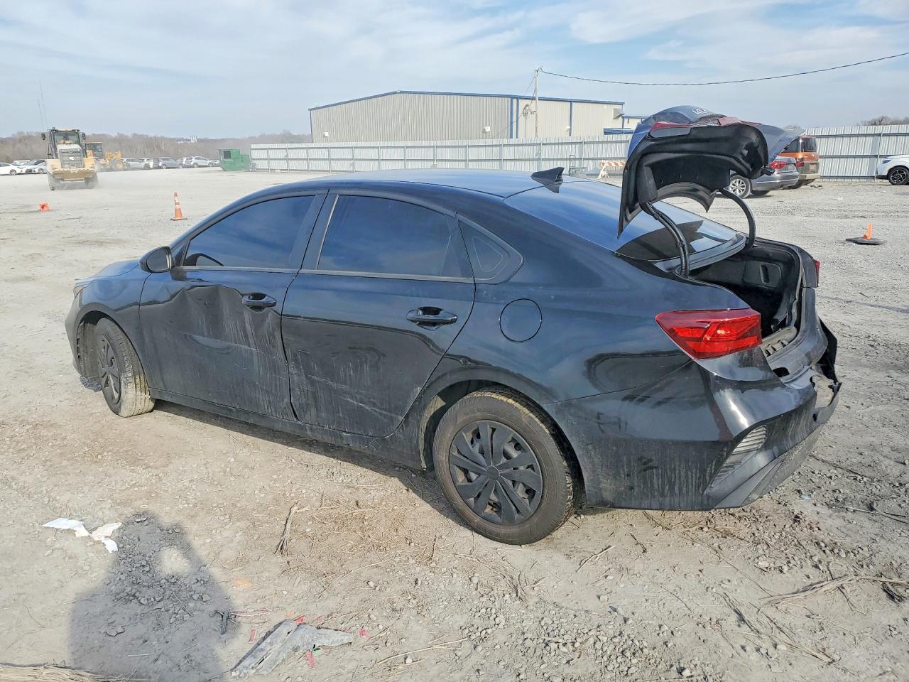 2024 Kia Forte - Image 2