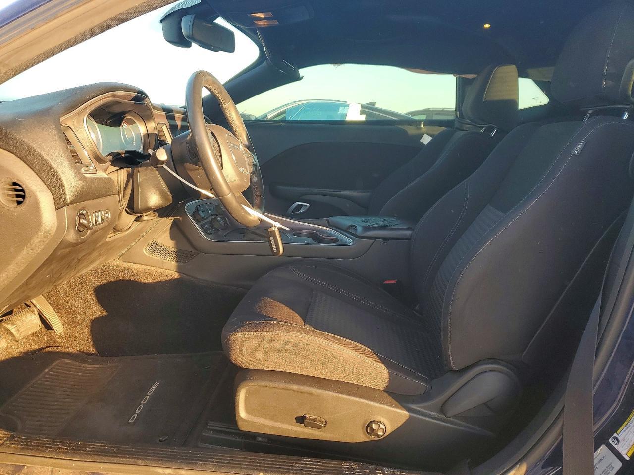 2015 Dodge Challenger Sxt - Фото 7