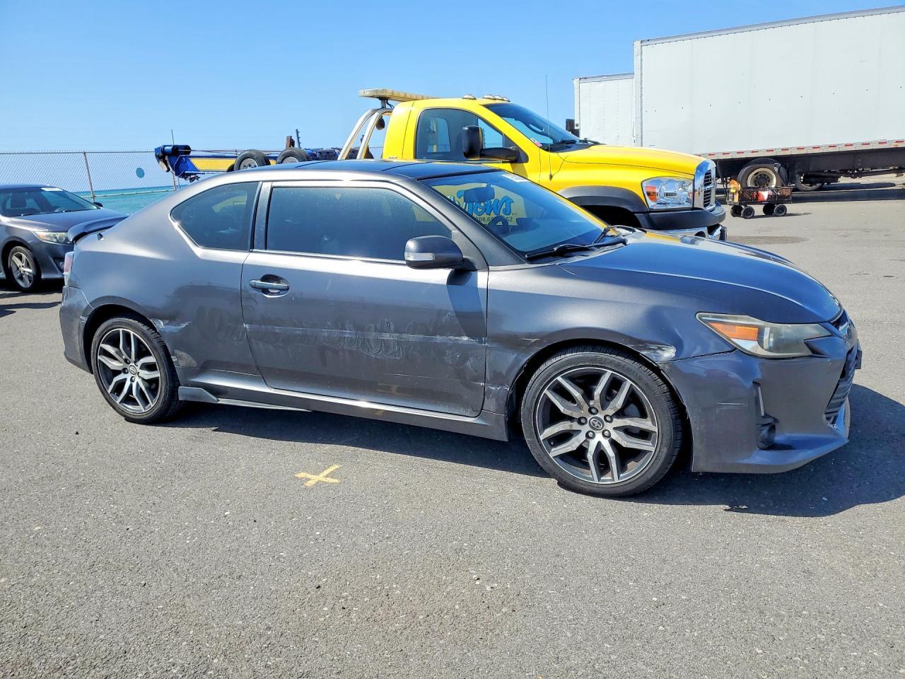 2015 Toyota Scion - Image 4