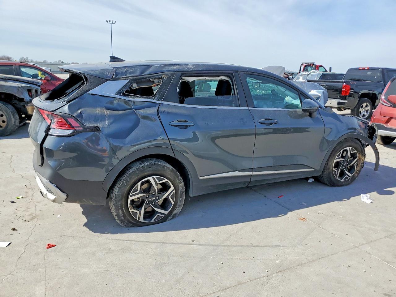 2023 Kia Sportage Lx - Фото 3