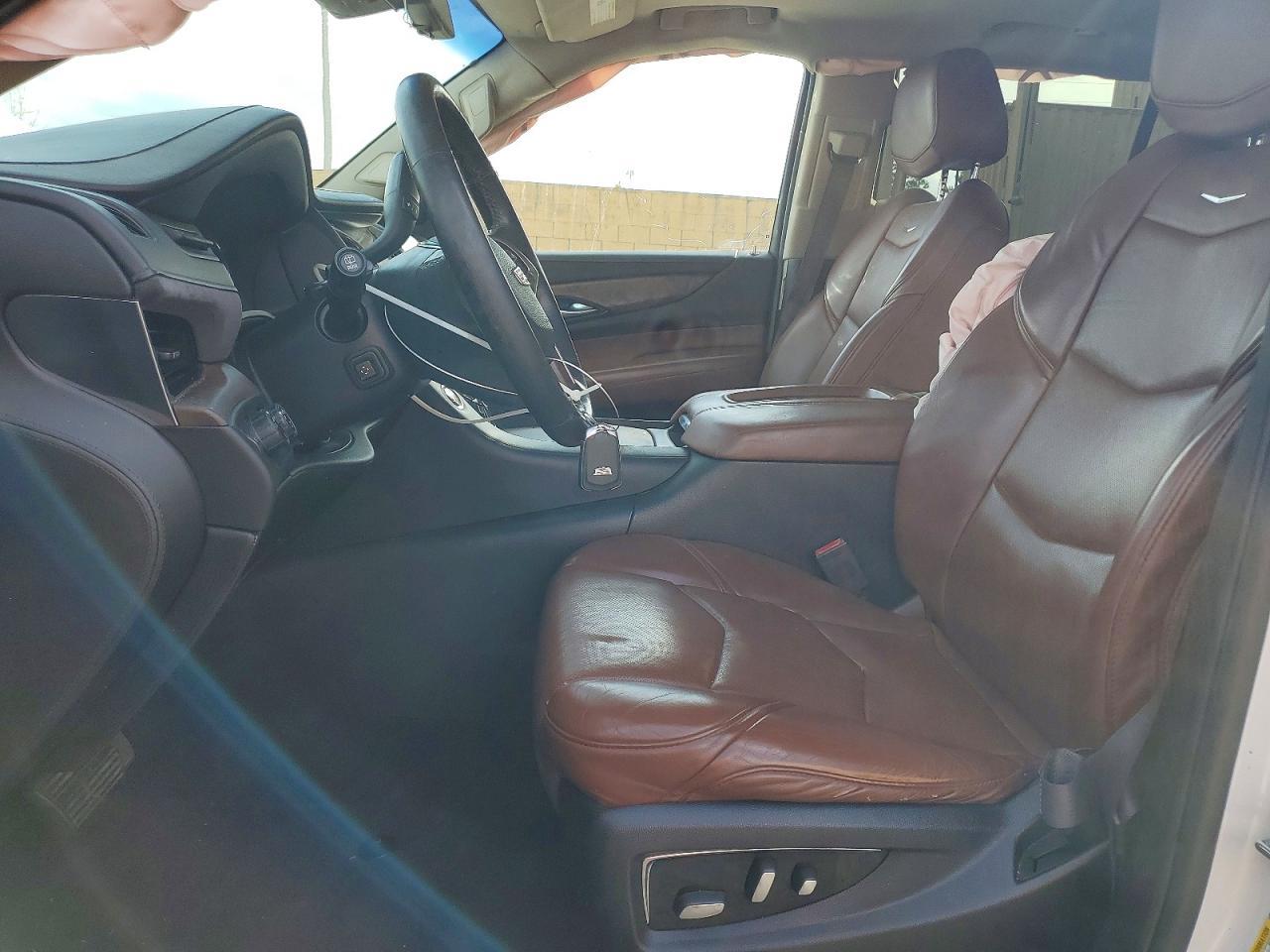 2017 Cadillac Escalade Luxury - Фото 7