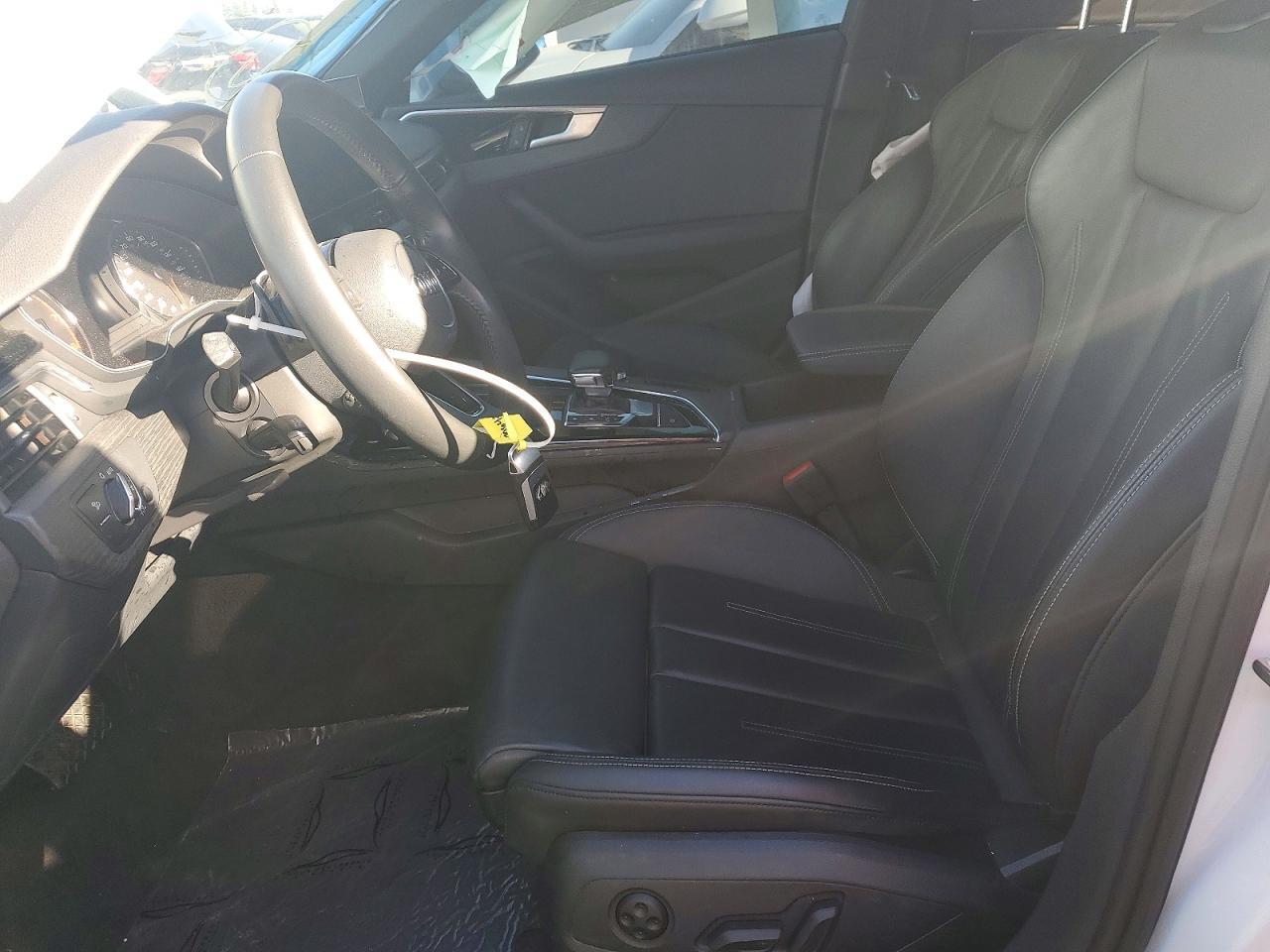 2020 Audi A4 Premium - Фото 7