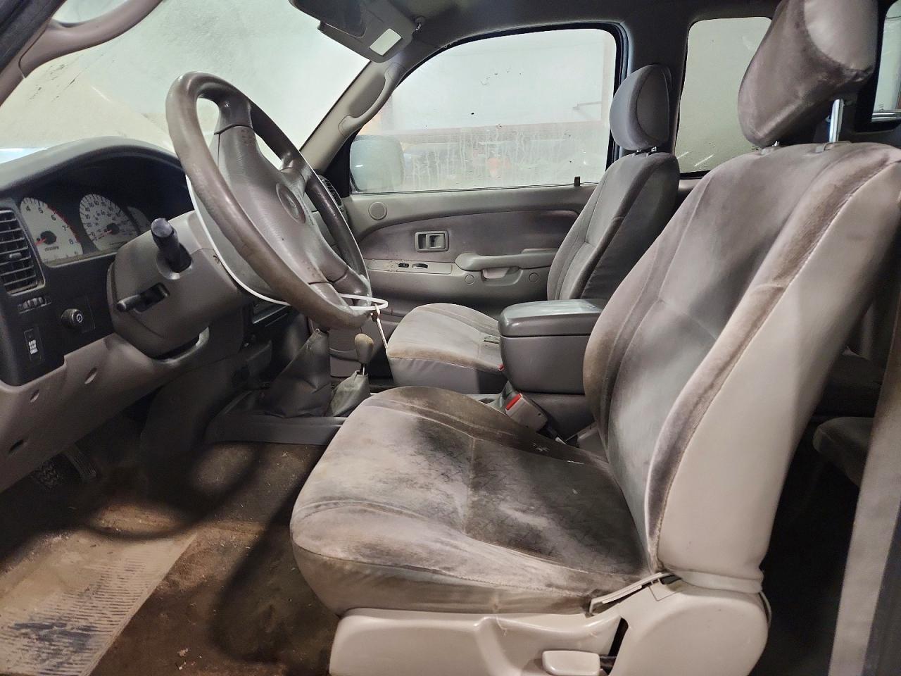 2004 Toyota Tacoma Xtracab - Фото 7