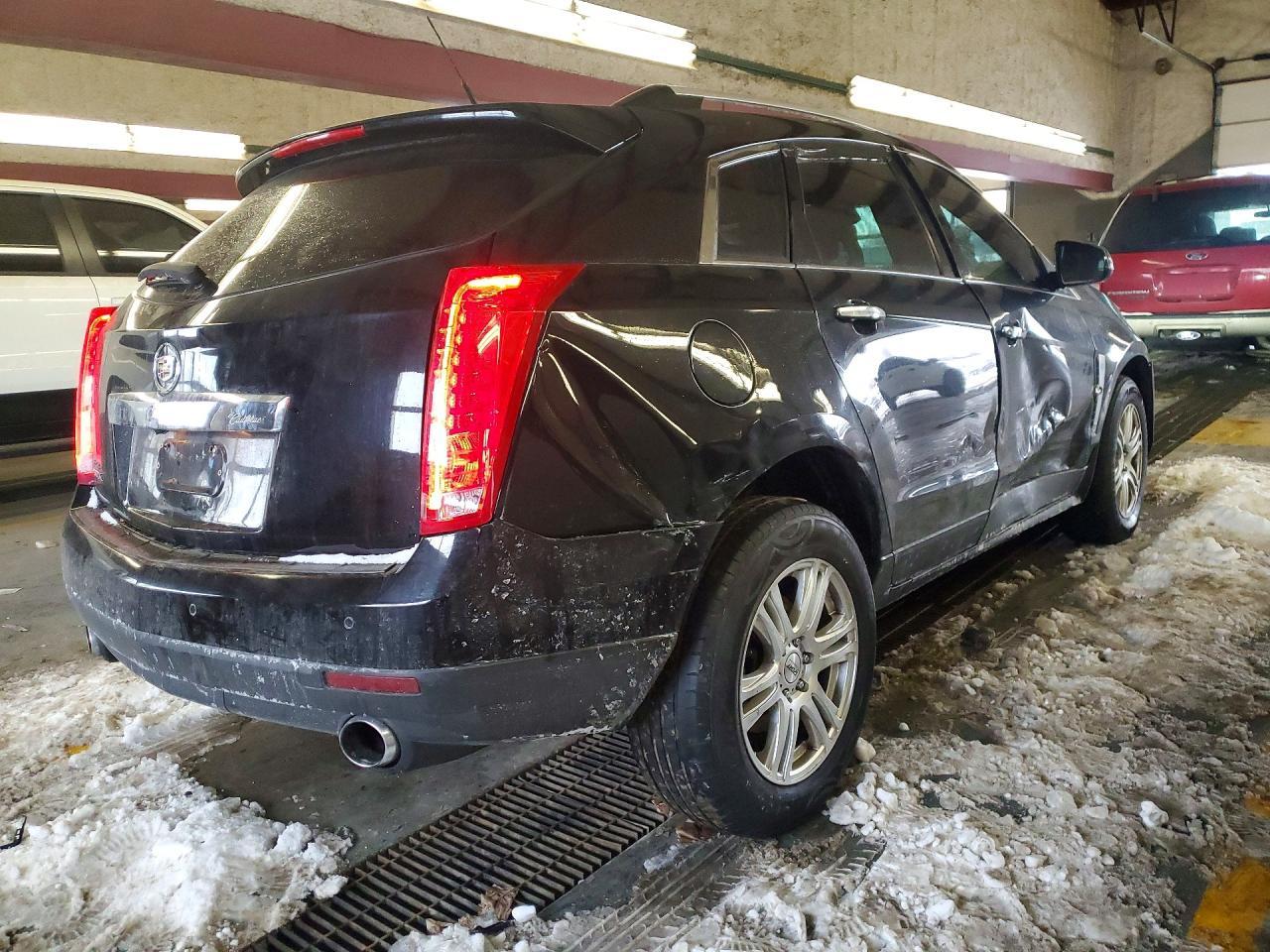2010 Cadillac Srx Luxury Collection - Image 3