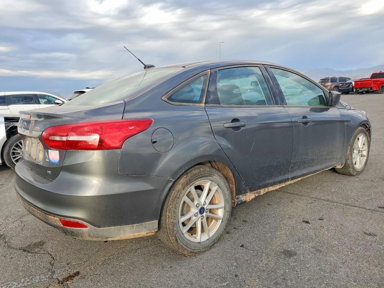 2018 Ford Focus Se - Image 3