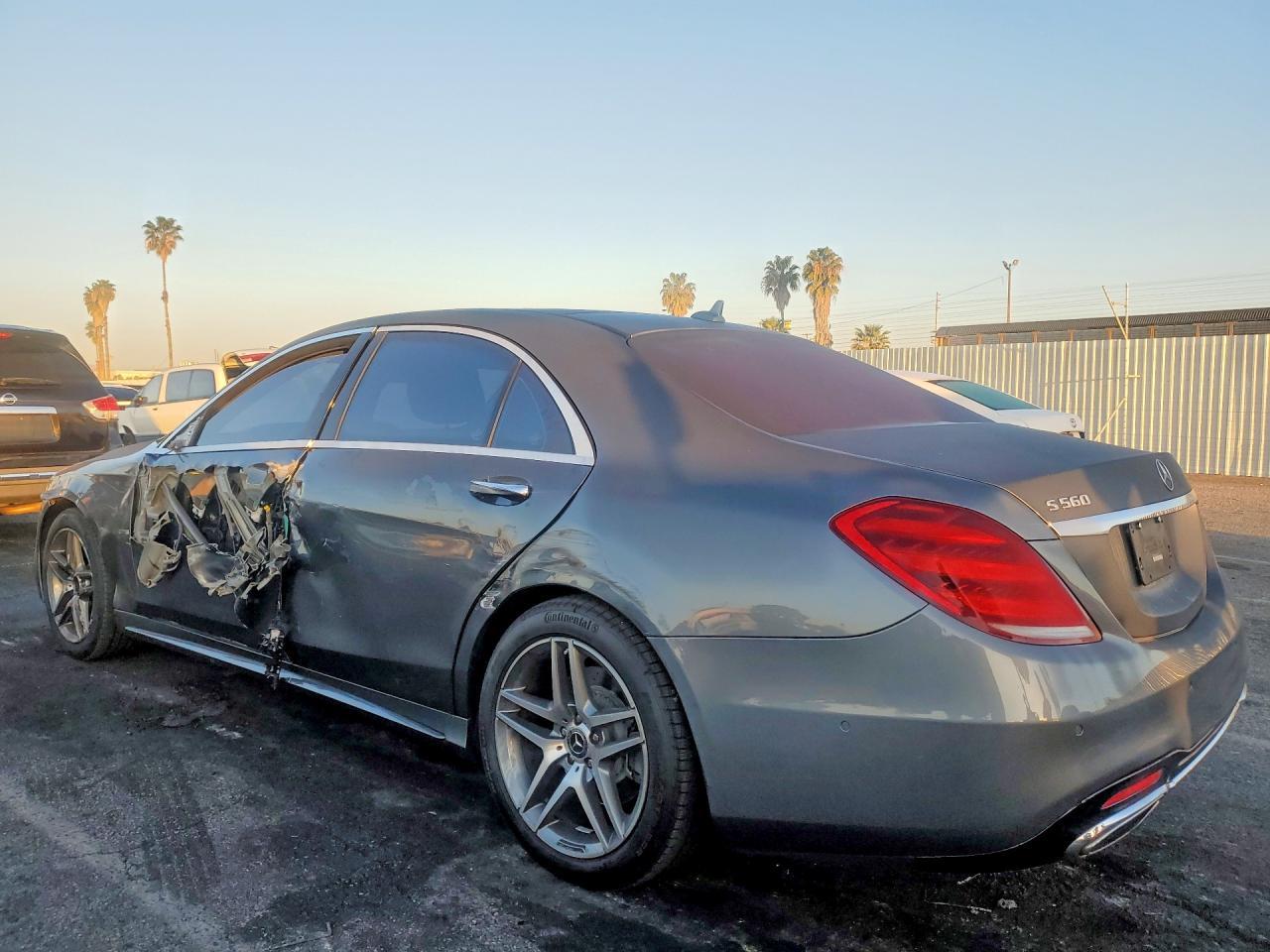 2018 Mercedes-Benz S 560 - Фото 2