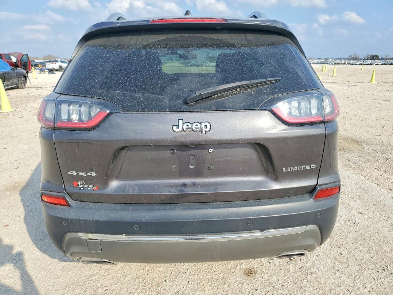 2019 Jeep Cherokee Limited - Image 6