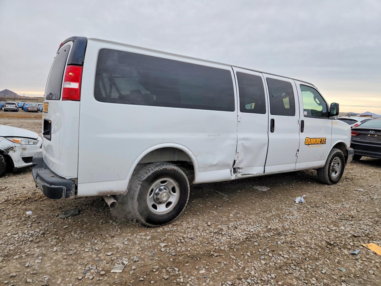 2020 Chevrolet Express G3500 Lt - Фото 3