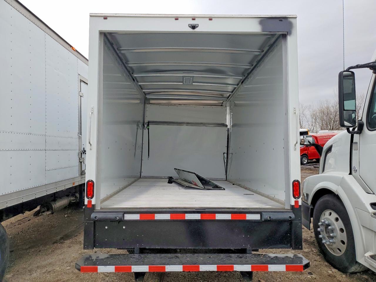 2025 GMC Savana Box Truck - Фото 6