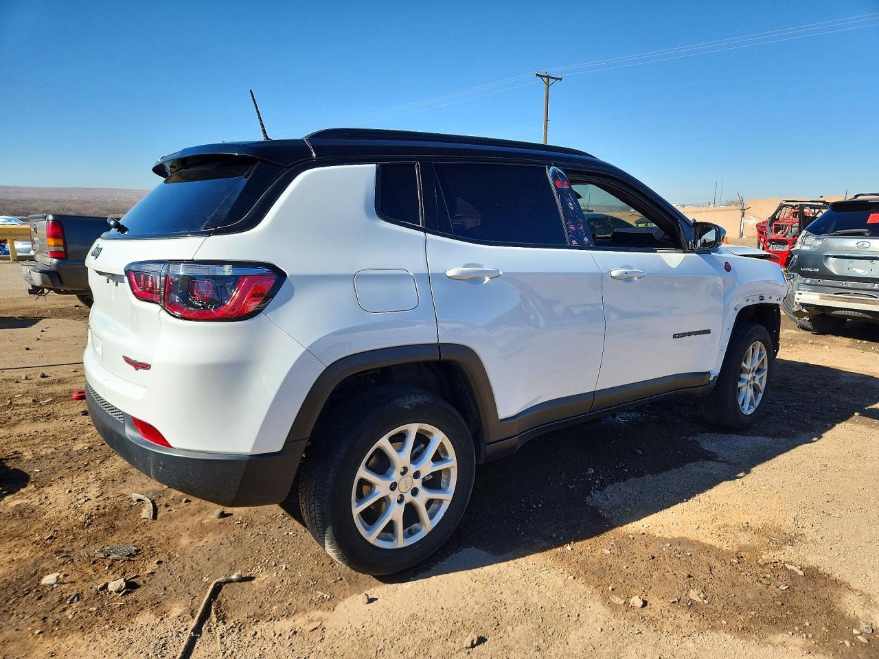 2025 Jeep Compass Trailhawk - Фото 3