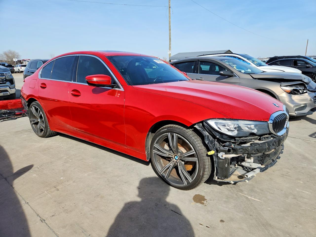 2020 BMW 330I - Фото 4