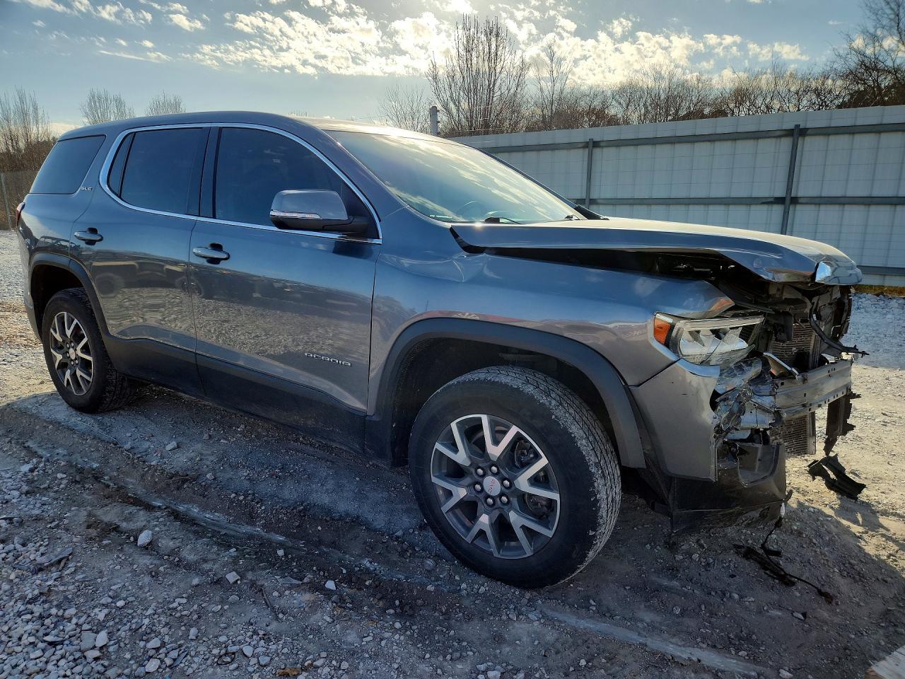 2021 GMC Acadia Sle - Image 4