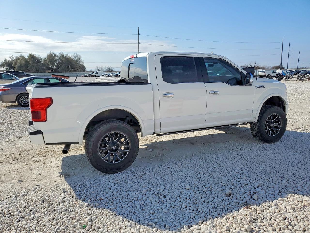 2020 Ford F150 Supercrew - Фото 3