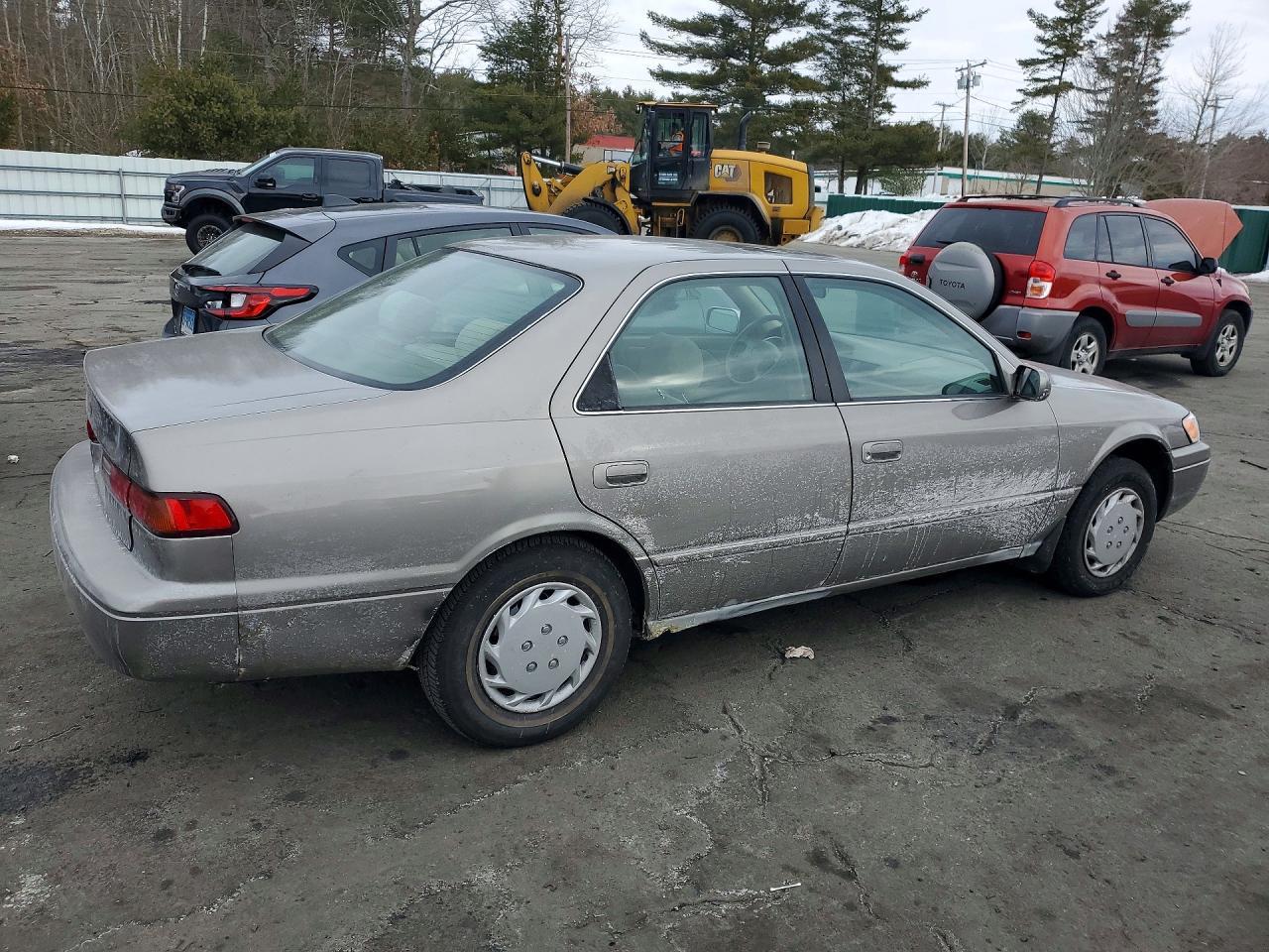 1998 Toyota Camry Ce - Фото 3