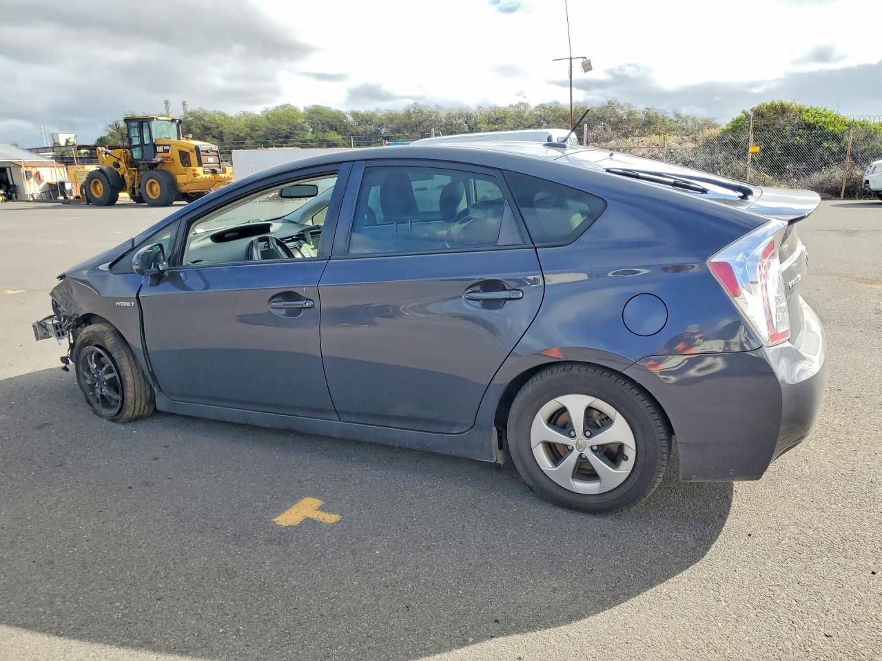 2013 Toyota Prius - Фото 2