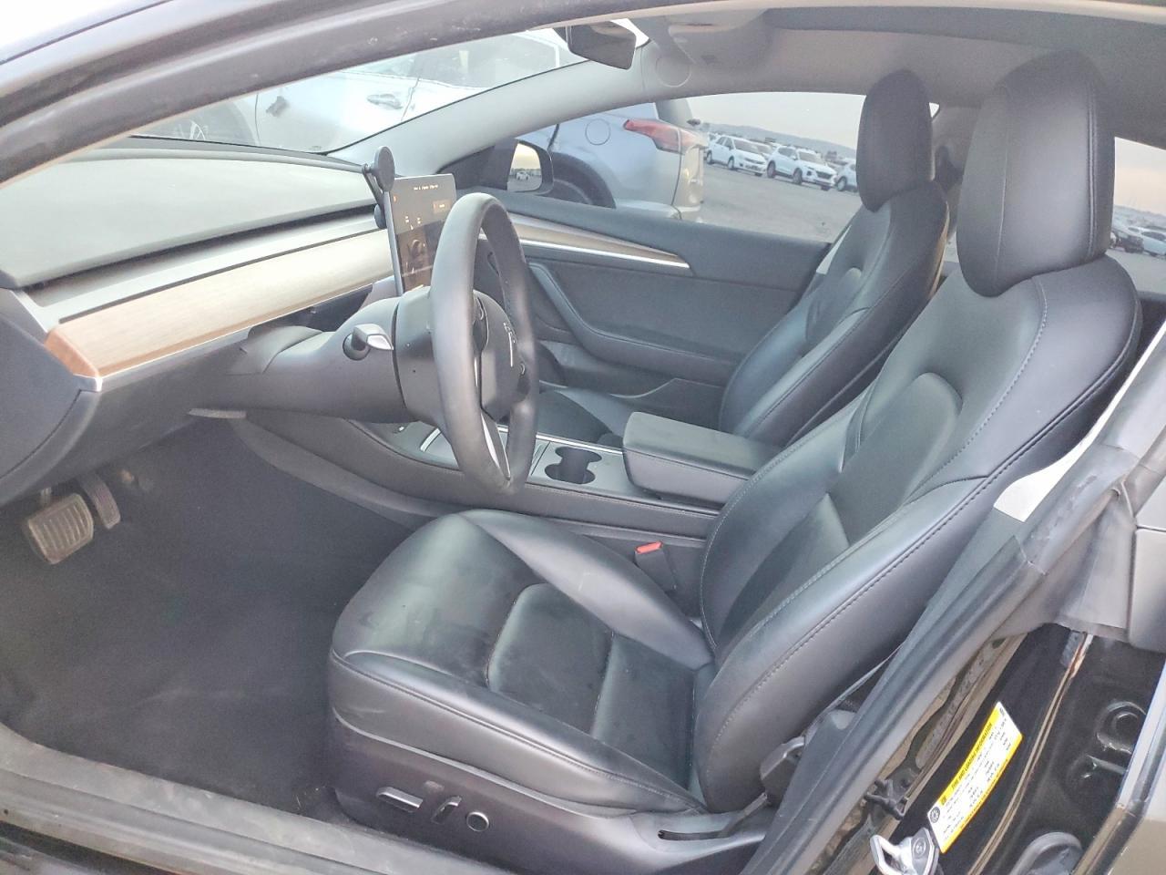 2023 Tesla Model 3 - Фото 7
