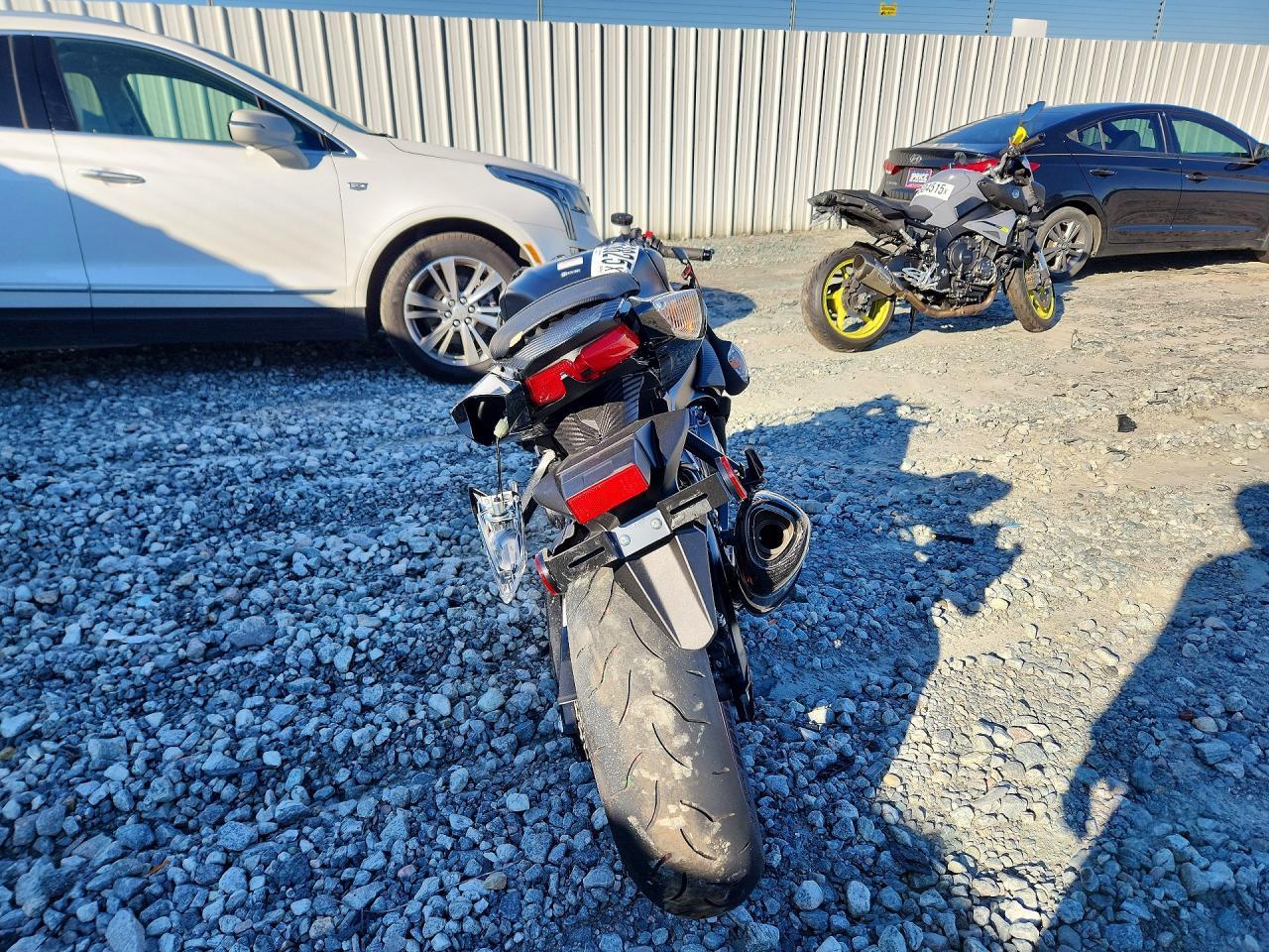 2026 Suzuki Gsx-R750 - Фото 4