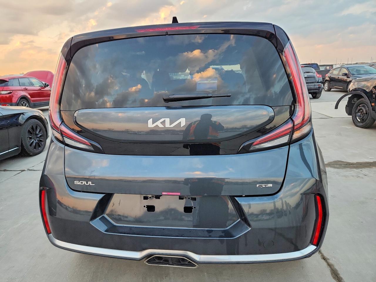 2025 Kia Soul Gt Line - Image 6