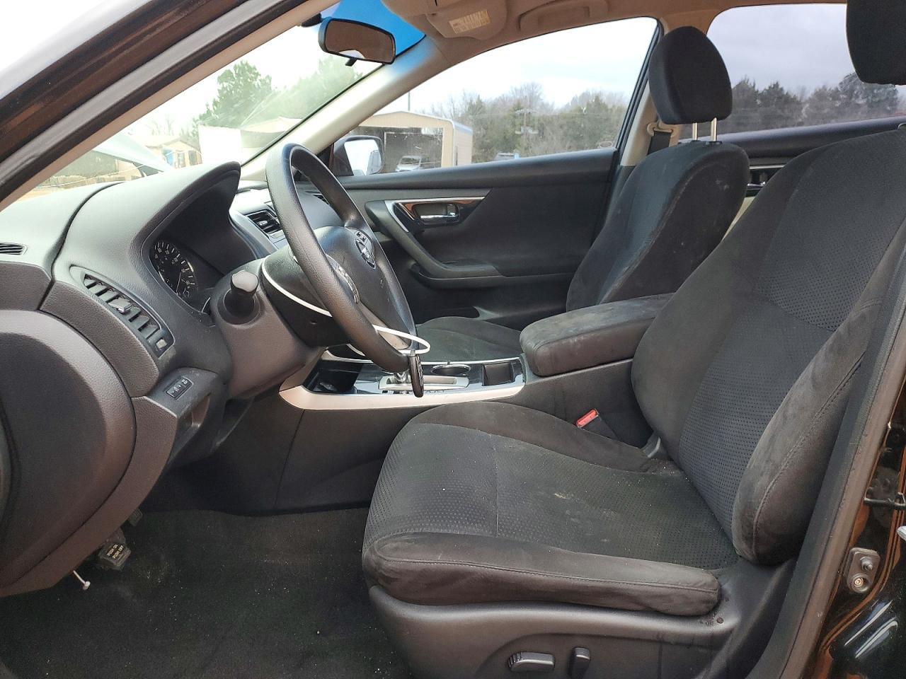 2014 Niss Altima 2.5 S - Image 7