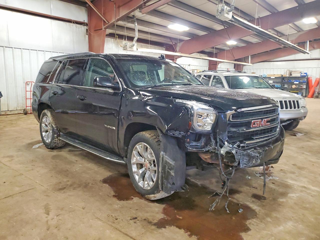 2016 GMC Yukon Slt - Фото 4