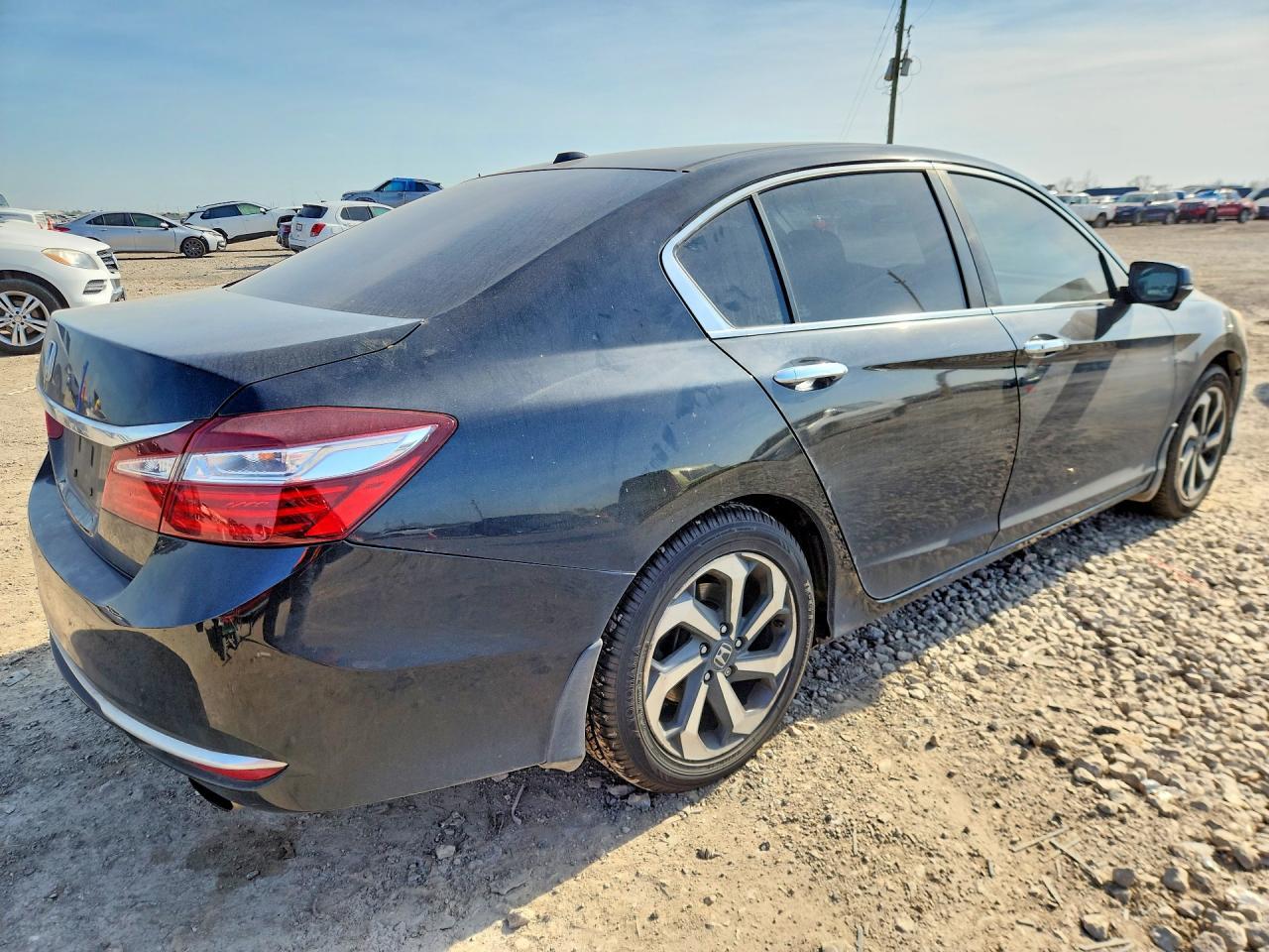 2017 Honda Accord Ex - Фото 3