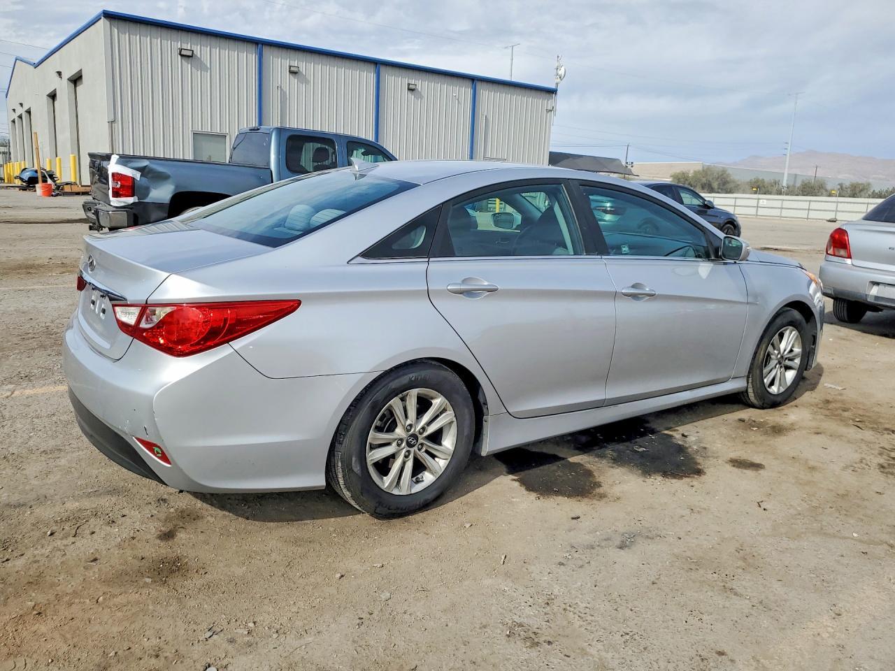 2014 Hyundai Sonata Gls - Фото 3