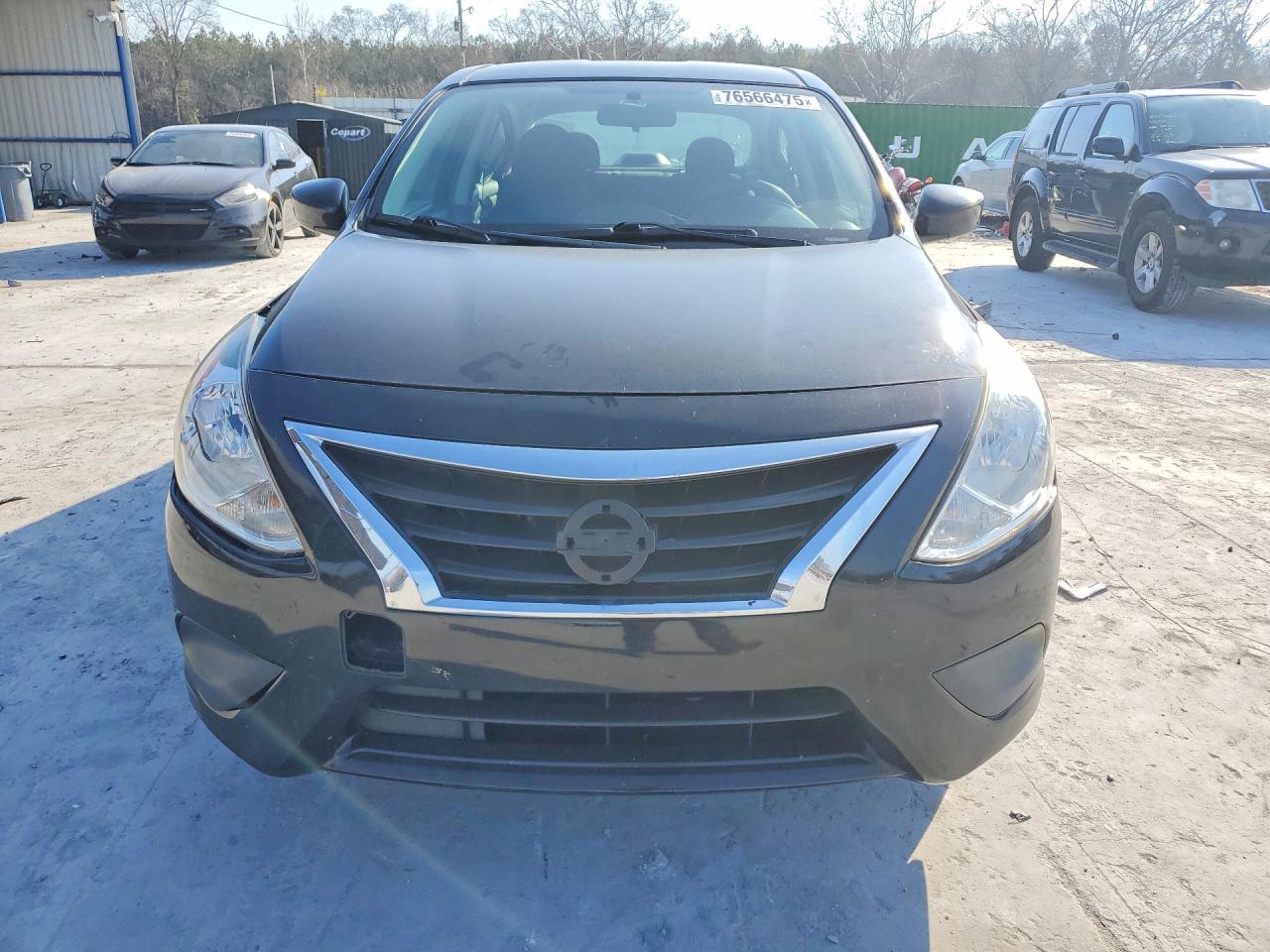 2017 Nissan Versa S - Фото 5