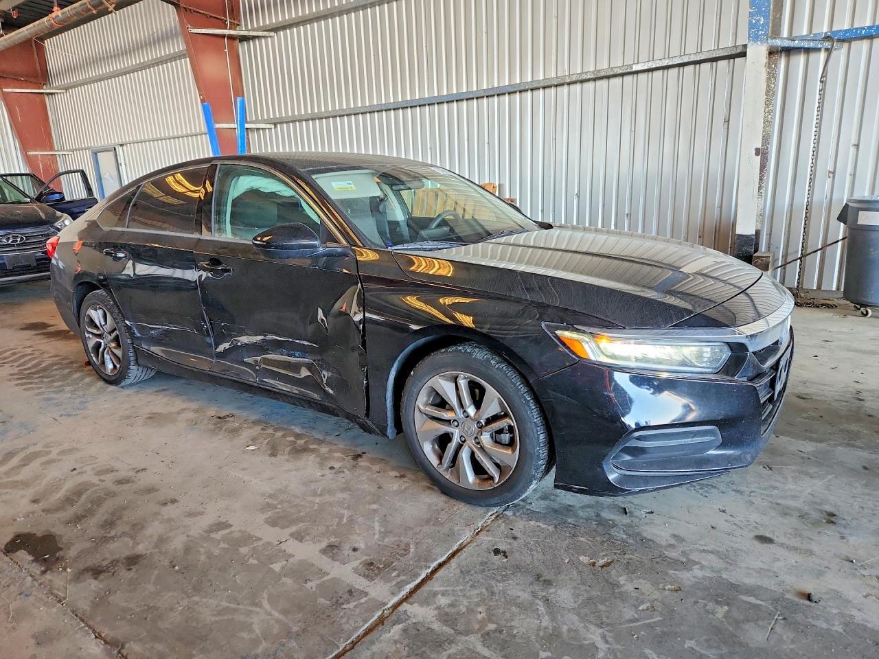 2018 Honda Accord Lx - Фото 4