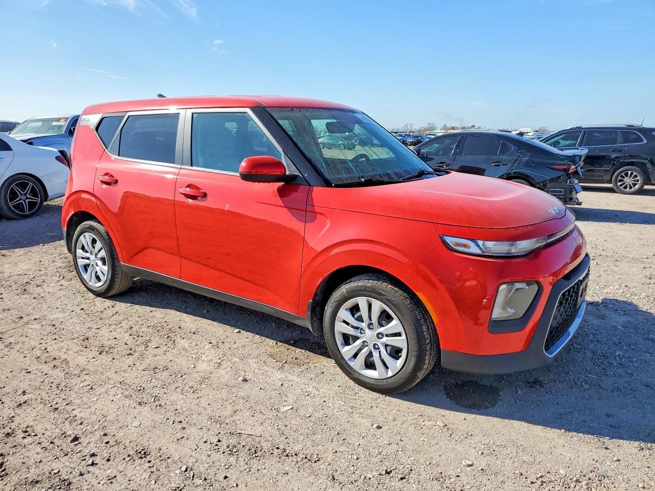 2022 Kia Soul Lx - Image 4