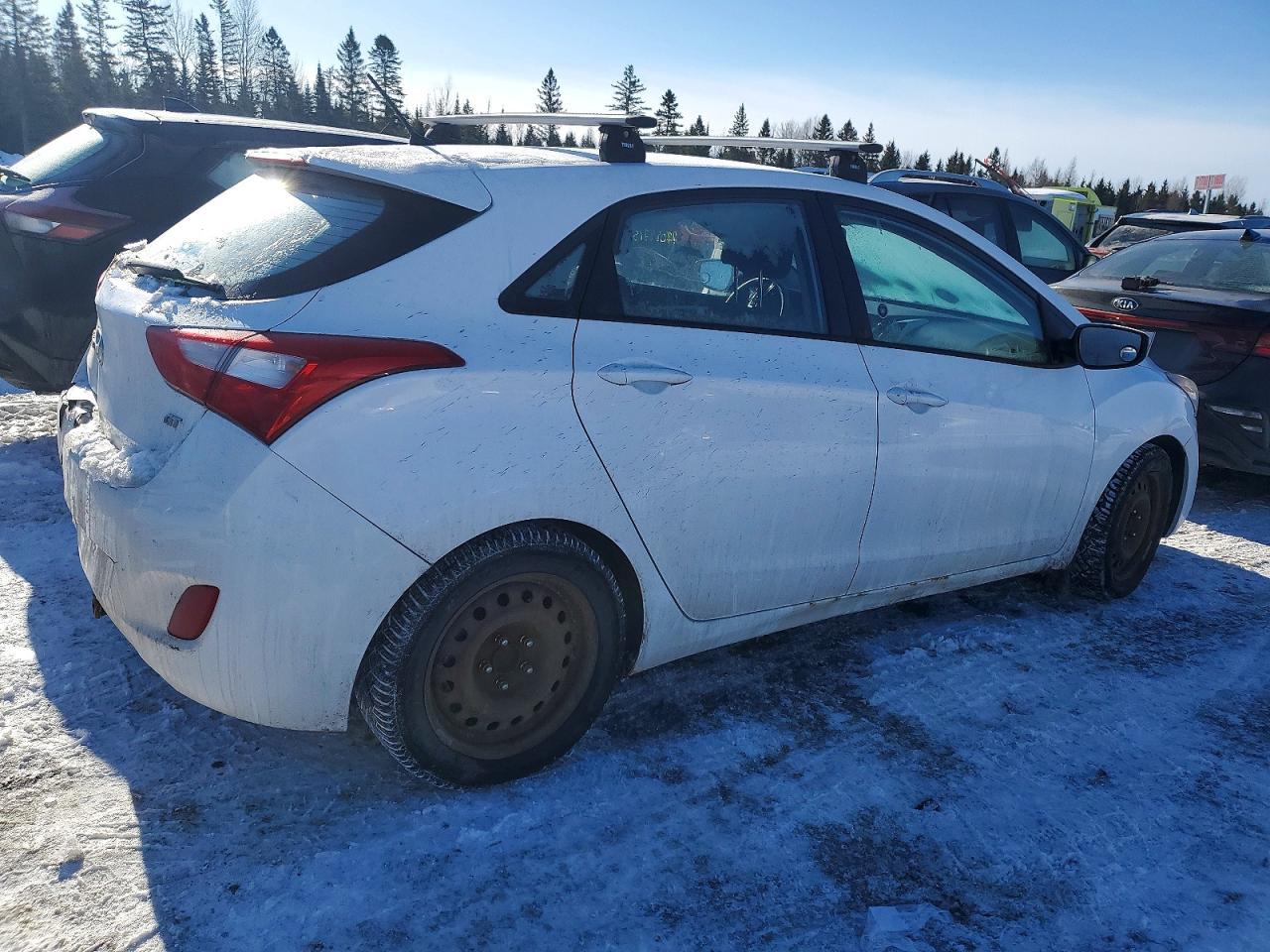 2014 Hyundai Elantra Gt - Image 3