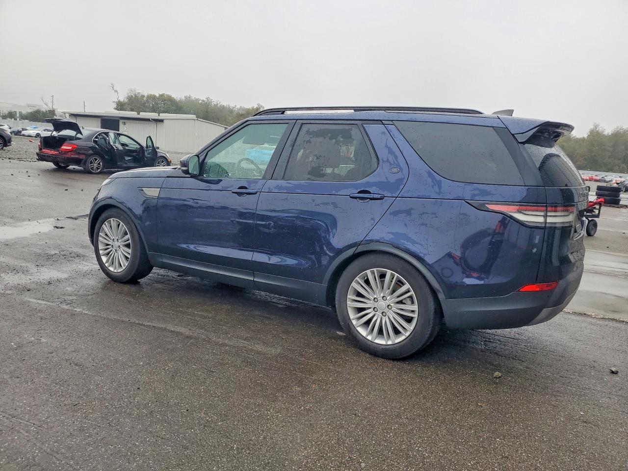 2017 Land Rover Discovery Se - Фото 2