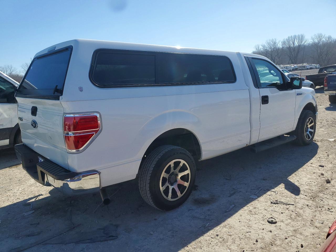 2010 Ford F150 - Image 3