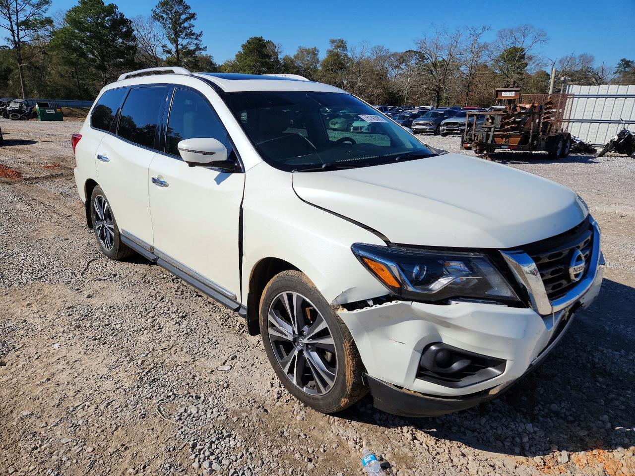 2019 Nissan Pathfinder S - Фото 4