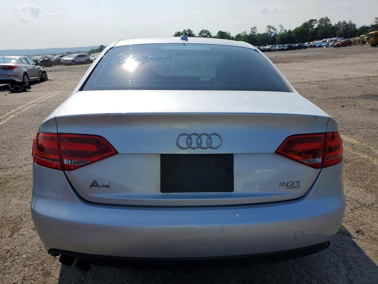 2010 Audi A4 Premium - Фото 6