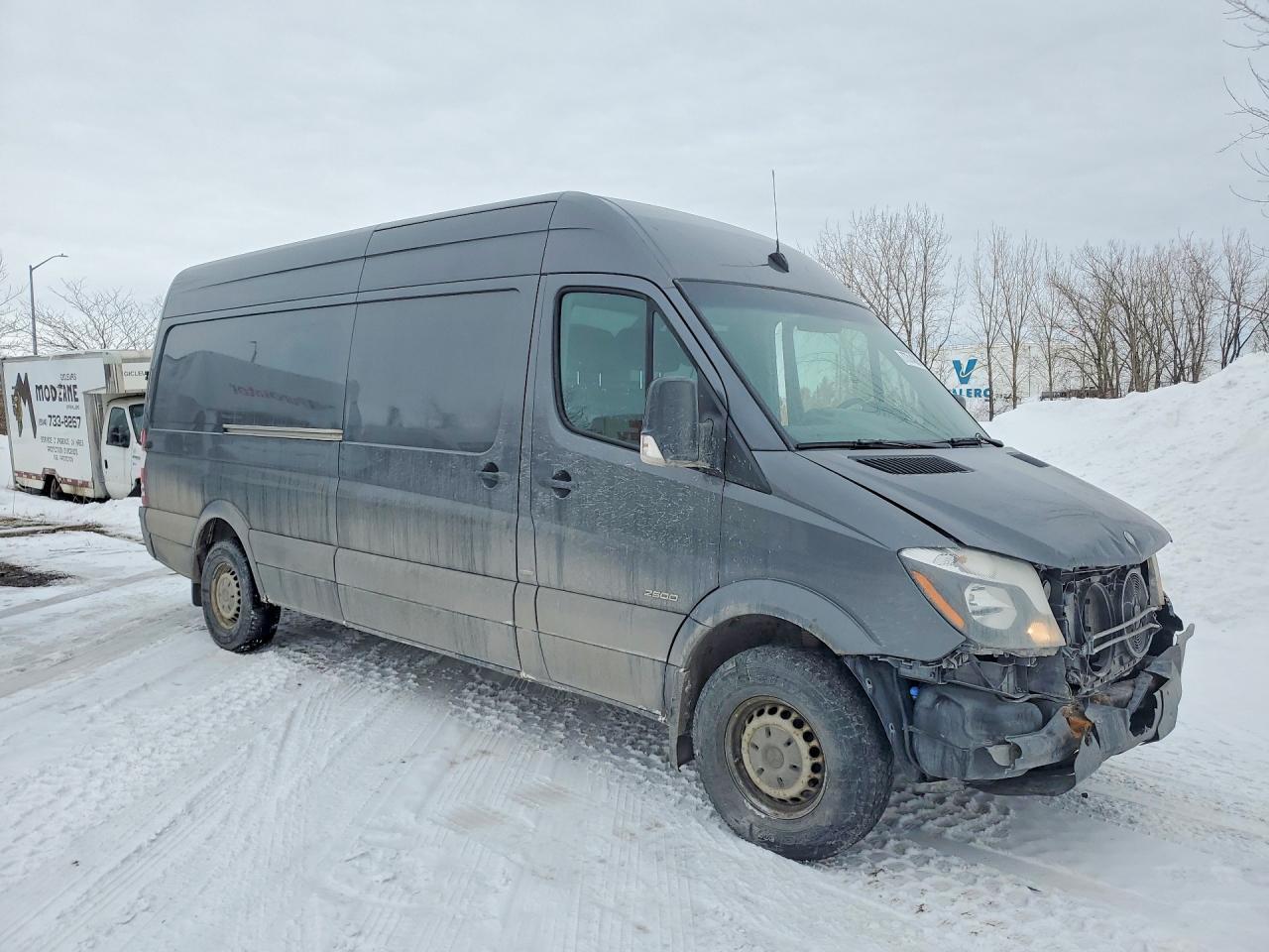 2014 Mercedes-Benz Sprinter 2500 - Image 4