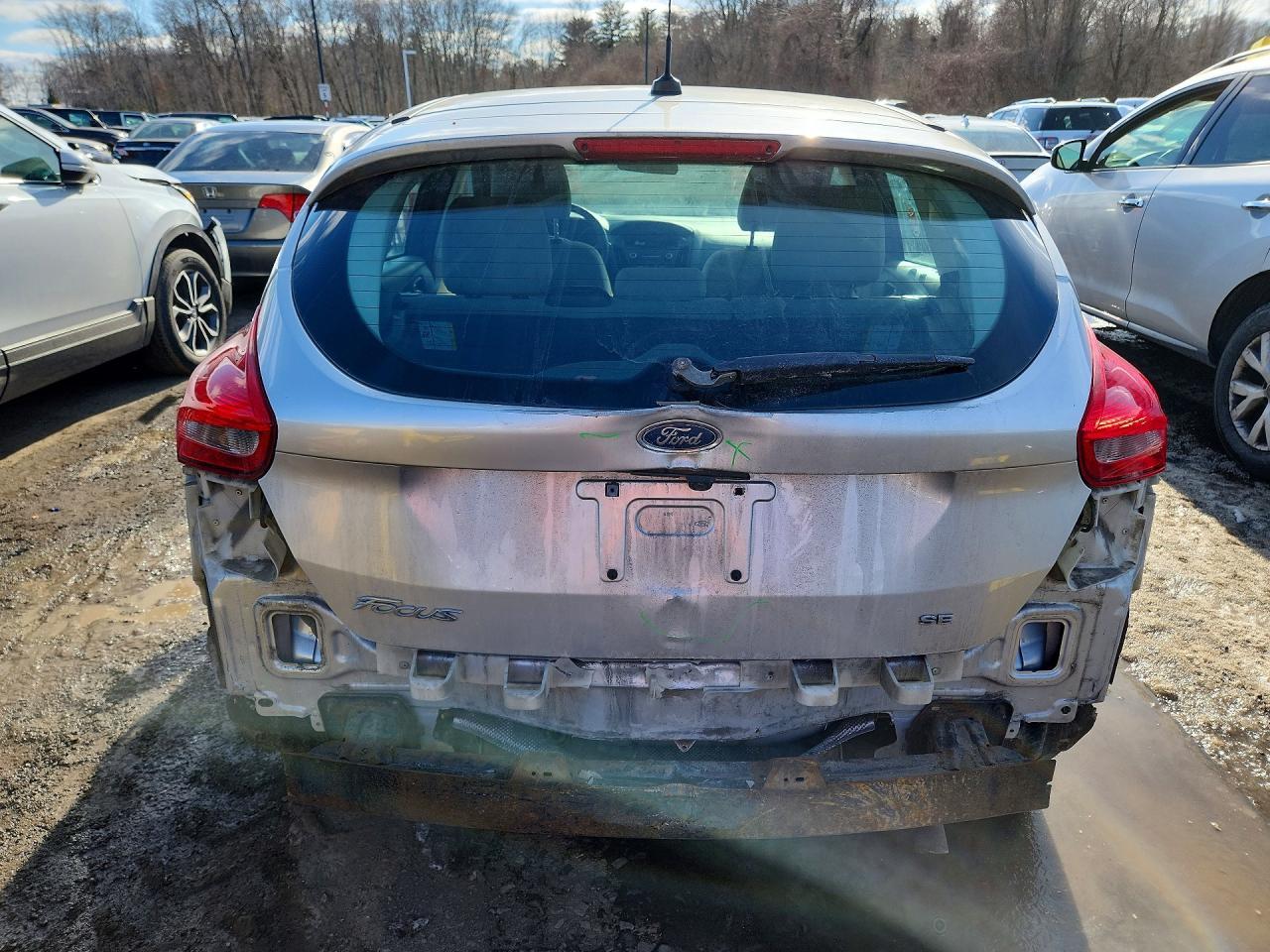 2017 Ford Focus Se - Image 6
