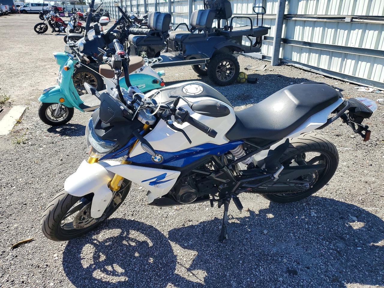 2021 BMW G310 R - Фото 3