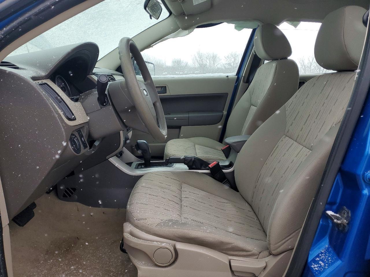 2010 Ford Focus Se - Фото 7